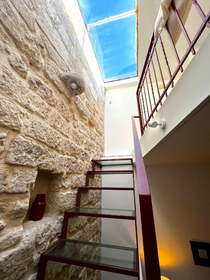 Palazzo Barone,Nel Cuore Del Borgo Antico. Apartment Bari Exterior photo